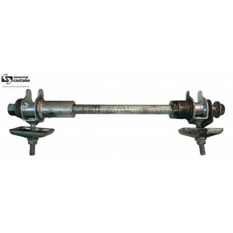 Eje rueda trasero Suzuki Marauder 250