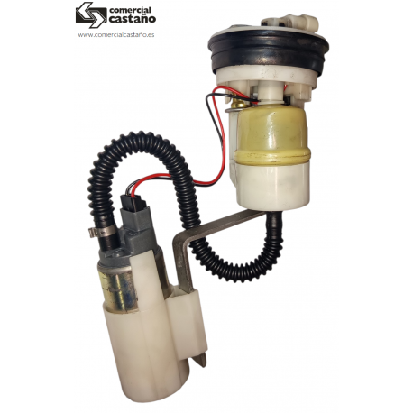 Bomba gasolina Piaggio X8 400